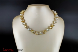 Baroque sea pearl necklace with 18k gold